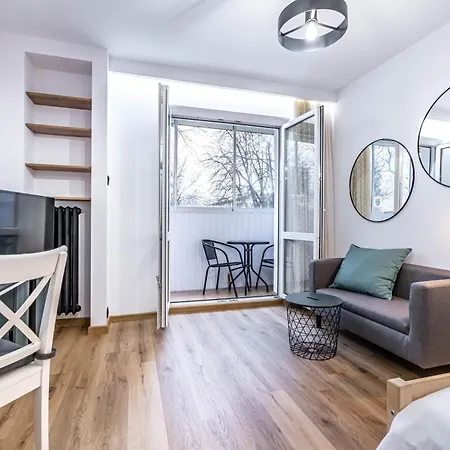 Modern Close To The Metro Warszawa