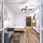 Daire Modern Close To The Metro