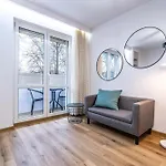 Daire Modern Close To The Metro
