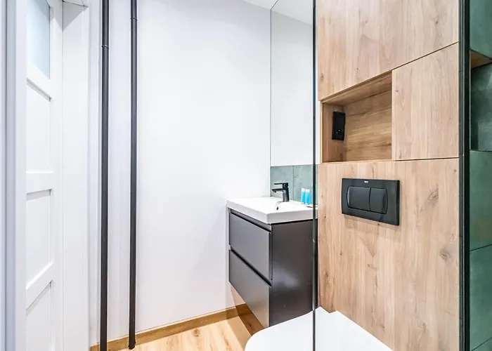 Modern Close To The Metro Warszawa