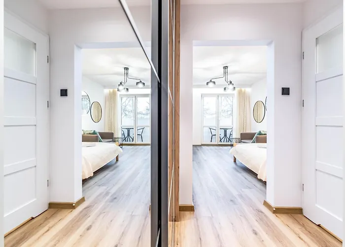 Modern Close To The Metro شقة