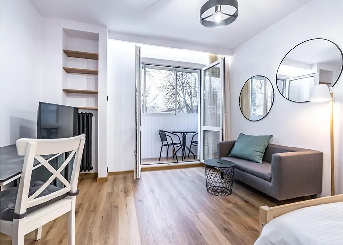 Modern Close To The Metro Warszawa