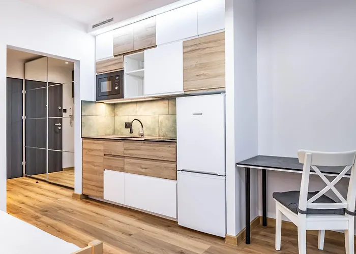 Modern Close To The Metro *