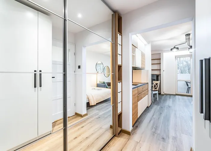 Modern Close To The Metro Warszawa